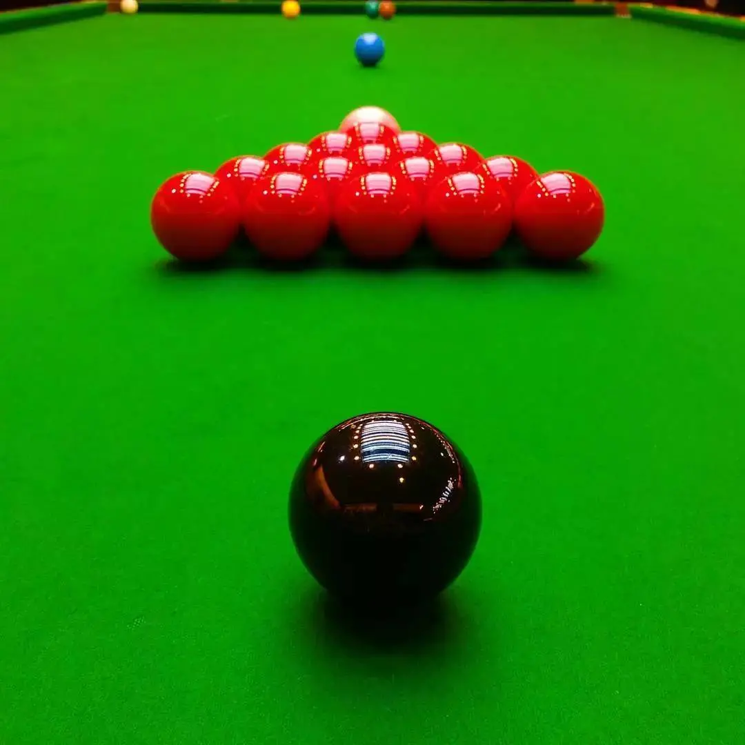 2023斯诺克武汉公开赛半决赛：特鲁姆普与吴宜泽巅峰对决，谁将晋级决赛？